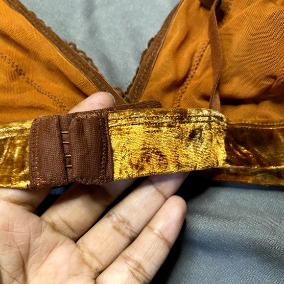 Victoria secret bra - Picture 2 of 3